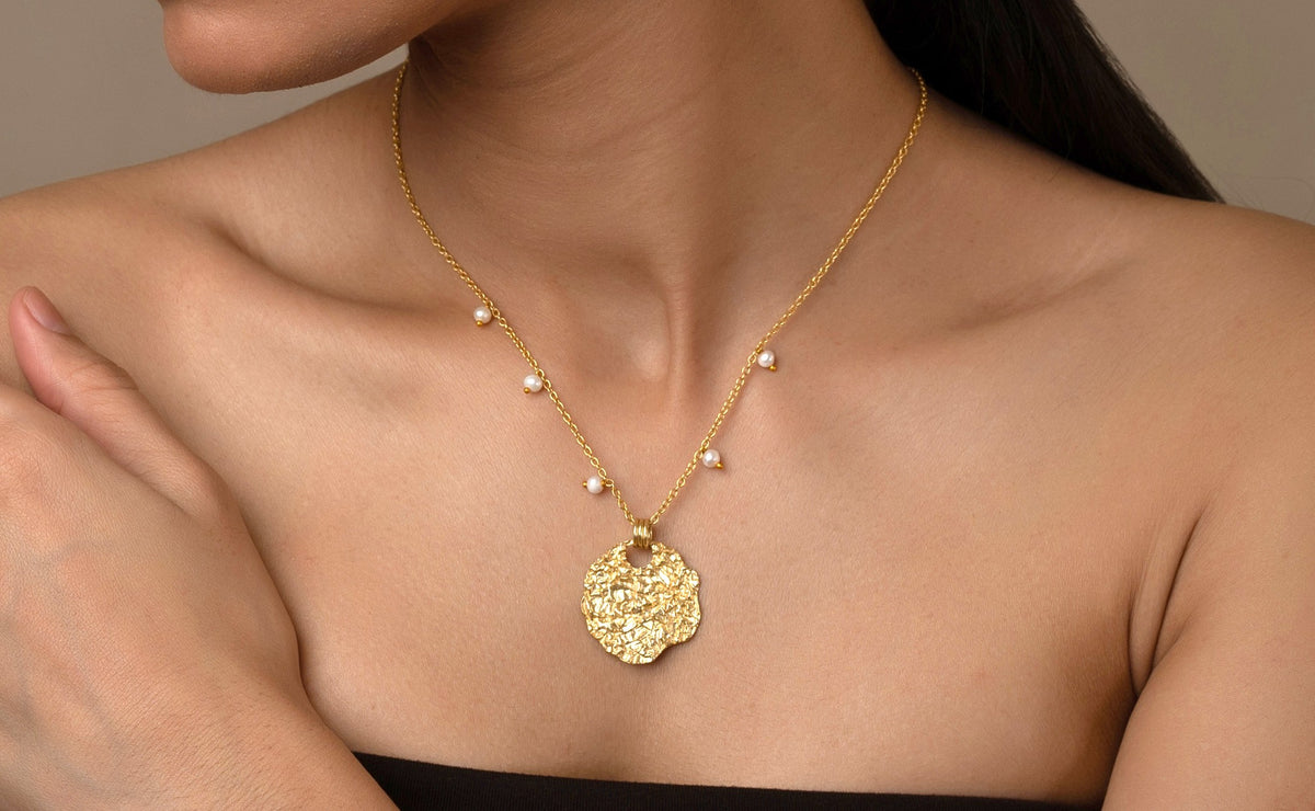 Rome Necklace