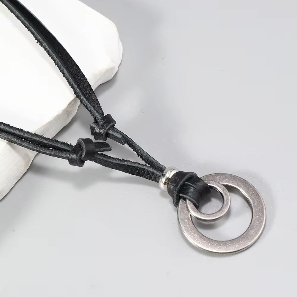 Minimal Ring Leather Pendant Necklace
