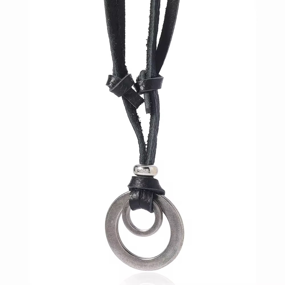 Minimal Ring Leather Pendant Necklace